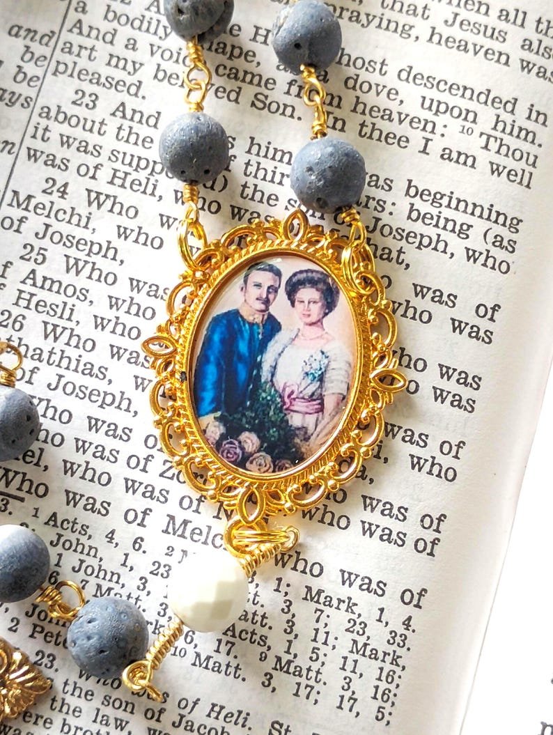 Star of the Sea Catholic Gifts LLC (@starotheseagift) on Twitter photo Another wire wrapped rosary! Thank you again to <a href="/CarmeliteAnna/">Rosaries by Anna</a> for making this centerpiece of my original painting of Bl. Karl and Empress Zita. 🤍 Another wire wrapped rosary! Thank you again to <a href="/CarmeliteAnna/">Rosaries by Anna</a> for making this centerpiece of my original painting of Bl. Karl and Empress Zita. 🤍