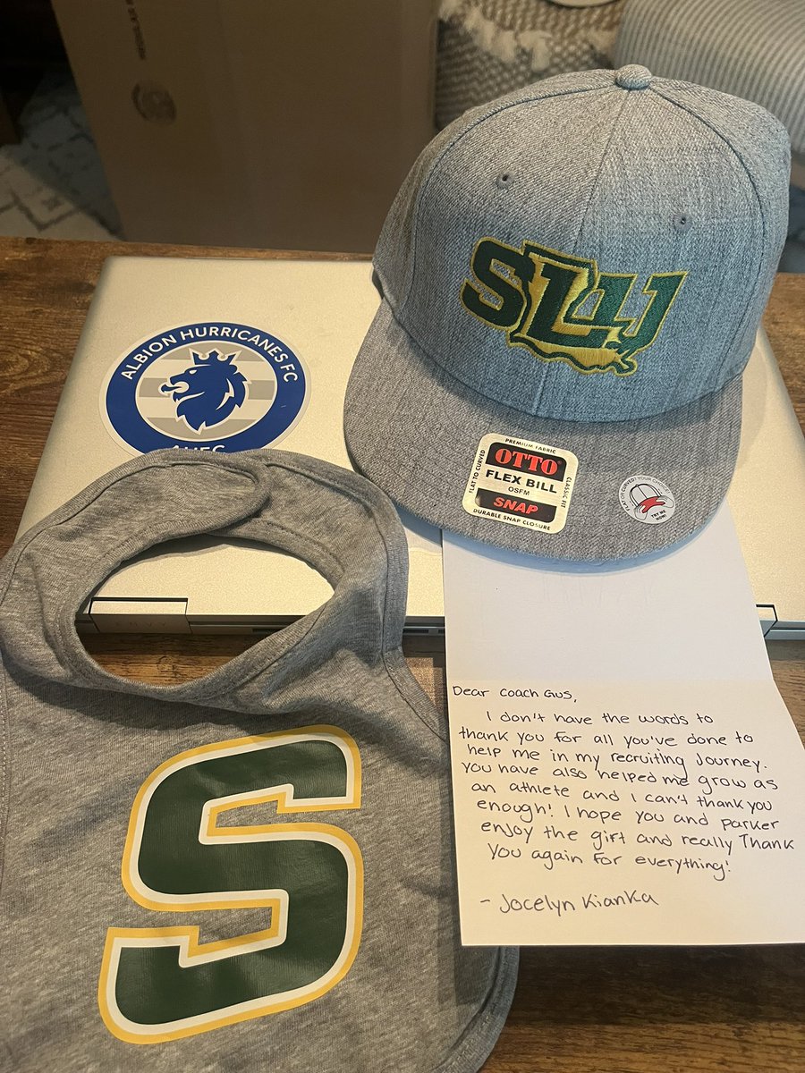 CoachGusMota's tweet photo. Thank you @JocelynKianka @claire_j08 @ArianaWeiss08 for my gifts and your messages! Congratulations again ladies on your commitments. It’s only the beginning, continue to work.

Resilient Life Mentality-
#RLMentality https://t.co/vLfQQWjbK9