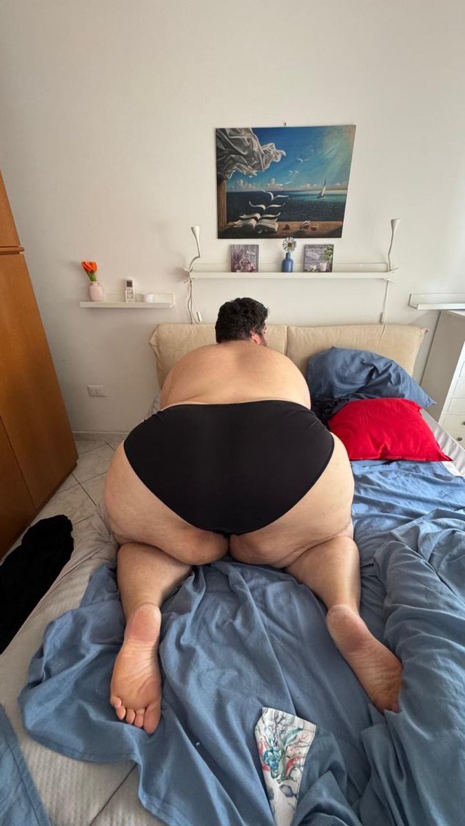 PrivateChubClub's tweet photo. Naps with @AlfredoCil68347

#mega🍑 #Superchub #chub #amsterdam https://t.co/PBSuGPhYw8
