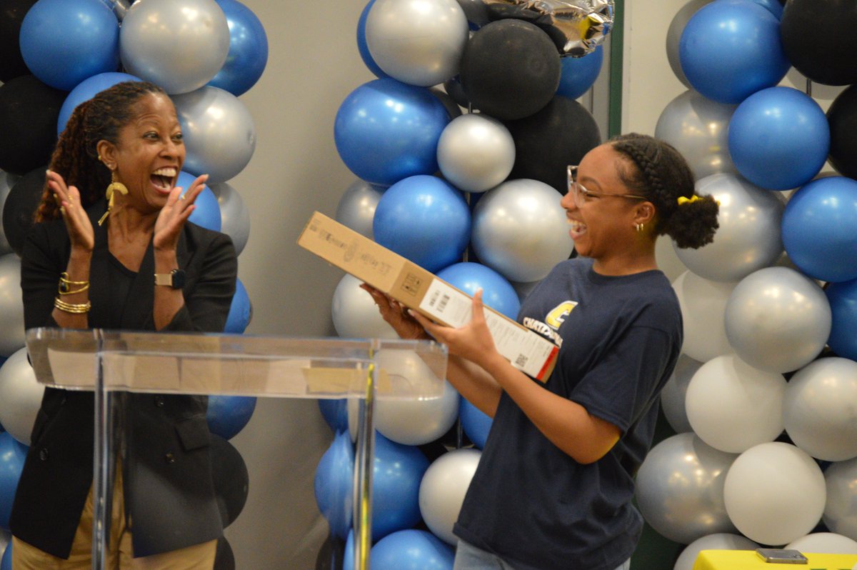 LaVergne High Early College at Motlow State (@lhearlycollege) on Twitter photo More special moments from the LHS Early College at Motlow State signing celebration! <a href="/LHSintheNews/">LaVergne High School</a> <a href="/MotlowState/">Motlow State Community College</a> More special moments from the LHS Early College at Motlow State signing celebration! <a href="/LHSintheNews/">LaVergne High School</a> <a href="/MotlowState/">Motlow State Community College</a>