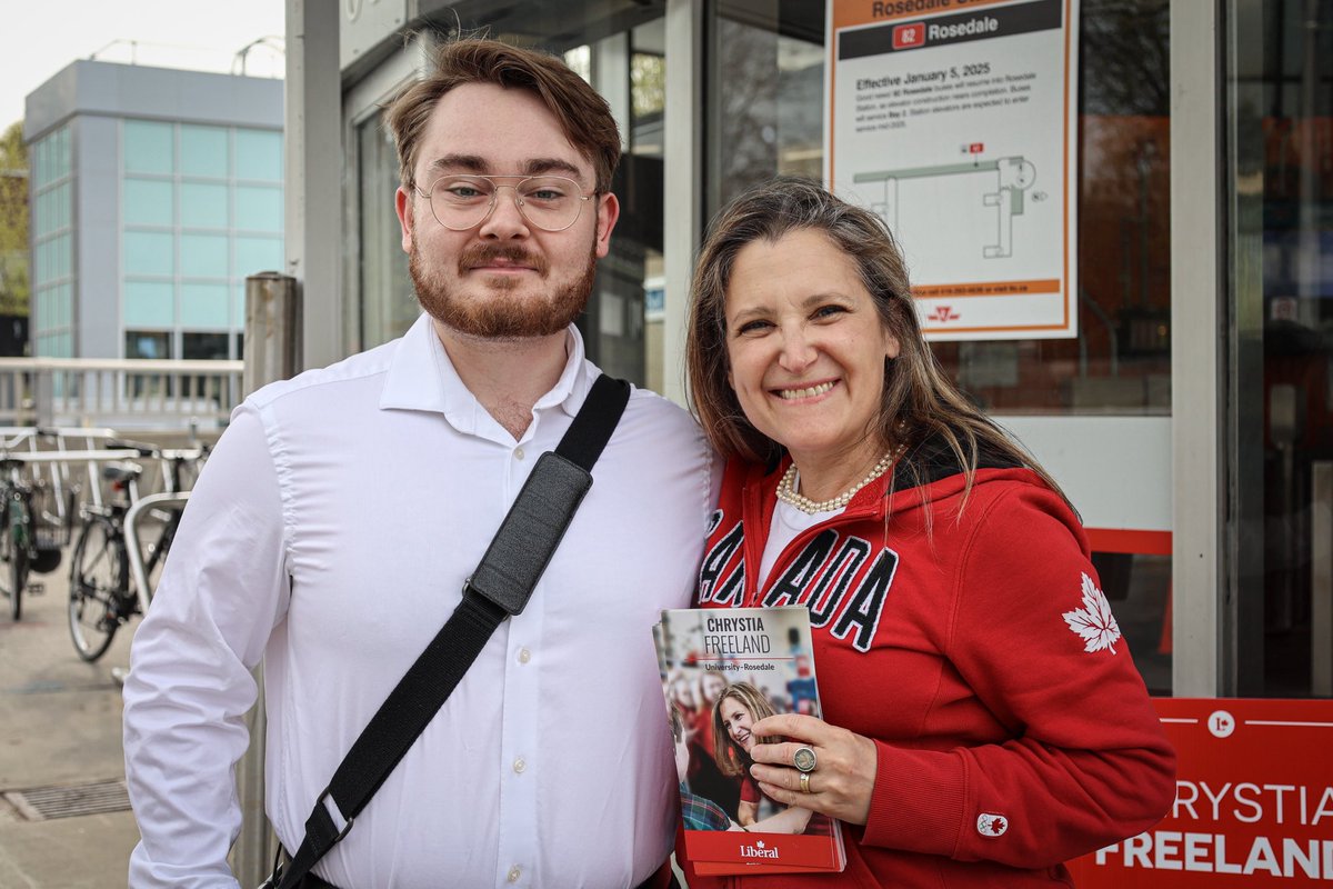 cafreeland's tweet image. My wonderful neighbours in University—Rosedale: last night, you gave to me the strongest mandate in the history of our great riding. 64 per cent of you put your faith in me. I am extremely grateful for this strong support and to the volunteers who helped make this possible. I…