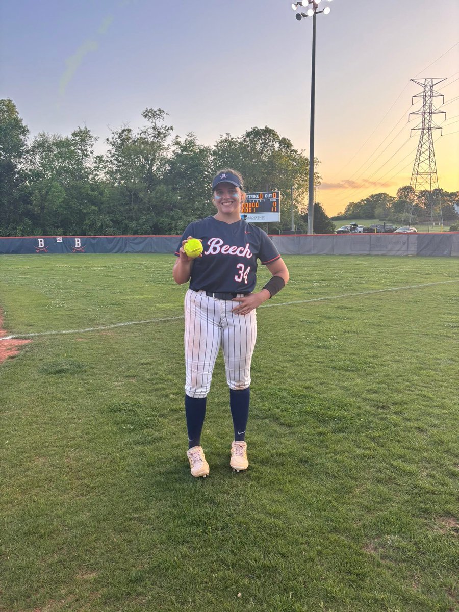 Beech Softball (@beechbucsb) on Twitter photo Great win on senior night and <a href="/hayleighdeer33/">Hayleigh Deering</a> hit a grand slam! ๐๏ธ๐ฅ๐ดโโ ๏ธ Great win on senior night and <a href="/hayleighdeer33/">Hayleigh Deering</a> hit a grand slam! ๐๏ธ๐ฅ๐ดโโ ๏ธ