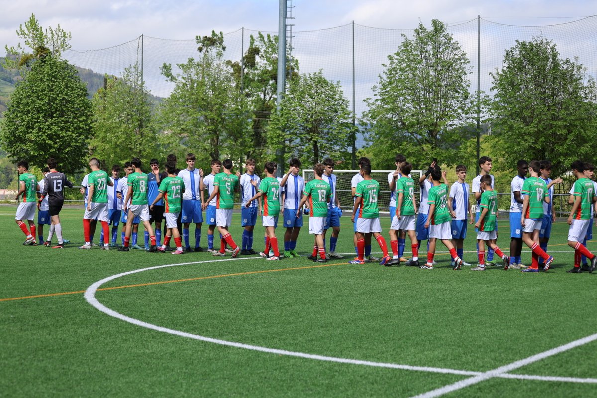 gipuzkoafutbola's tweet image. 📸 [ARGAZKI GALERIA] Kadete mutilen selekzioak @LazkaoKE -ren aurka jokatutako lagunartekoa, argazkitan

🔗 lc.cx/Cub8LG

#GipuzkoaBatGara