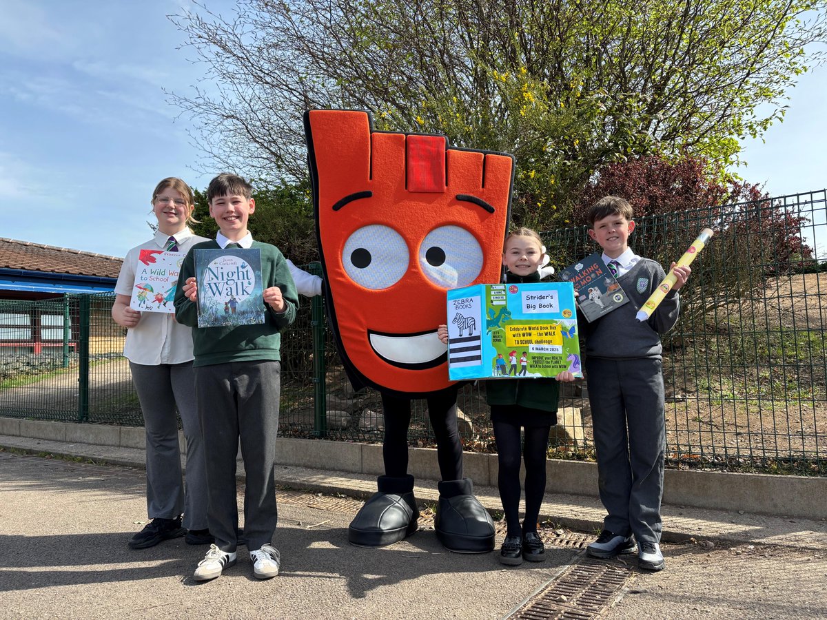 All smiles and sunshine in <a href="/AngusCouncil/">Angus Council</a> today! 🌞Strider loved meeting pupils at  <a href="/BirkhillPrimary/">Birkhill Primary</a> who were  topping the WOW Top Ten leader board during  World Book Day. 📚