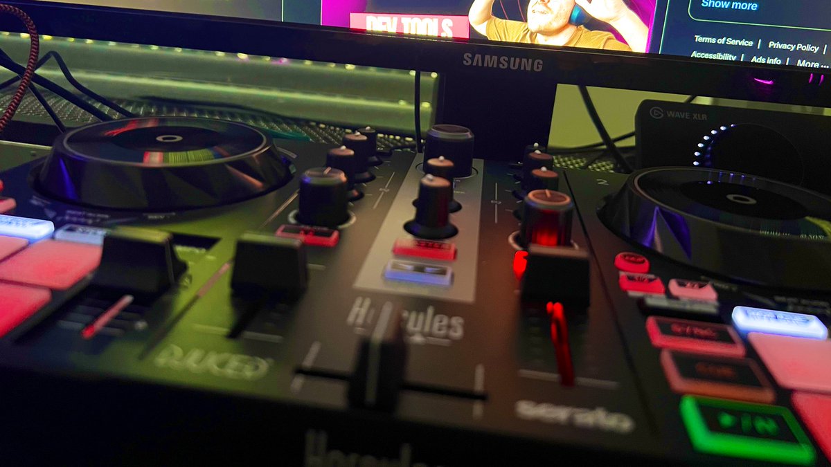 nunomaduro tweet media