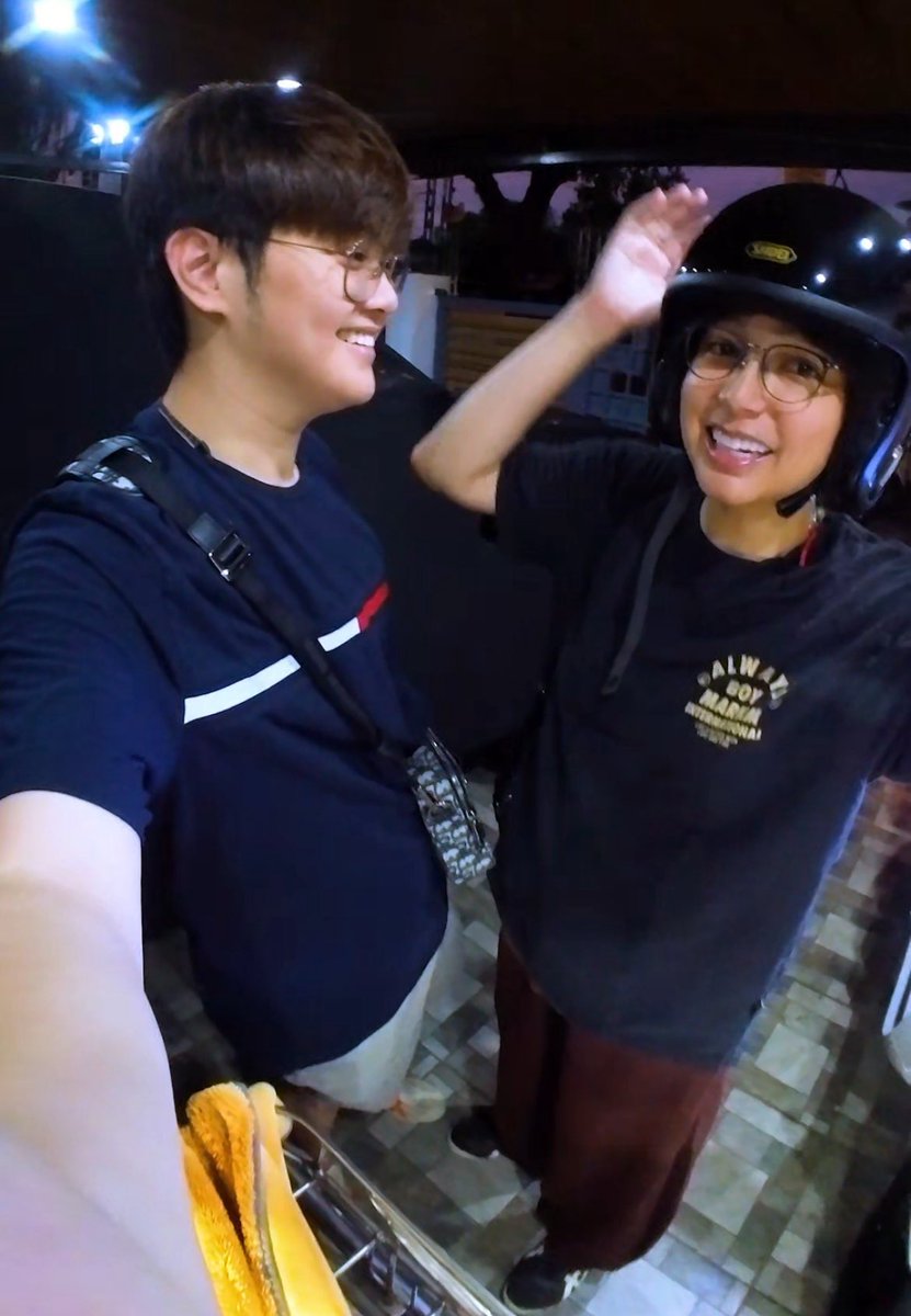 mia 🪐 (@jisoo_vw) on Twitter photo 