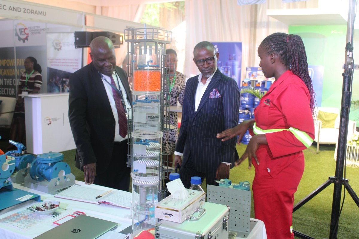 Oscar Kamukuuku Muhumuza tweet media