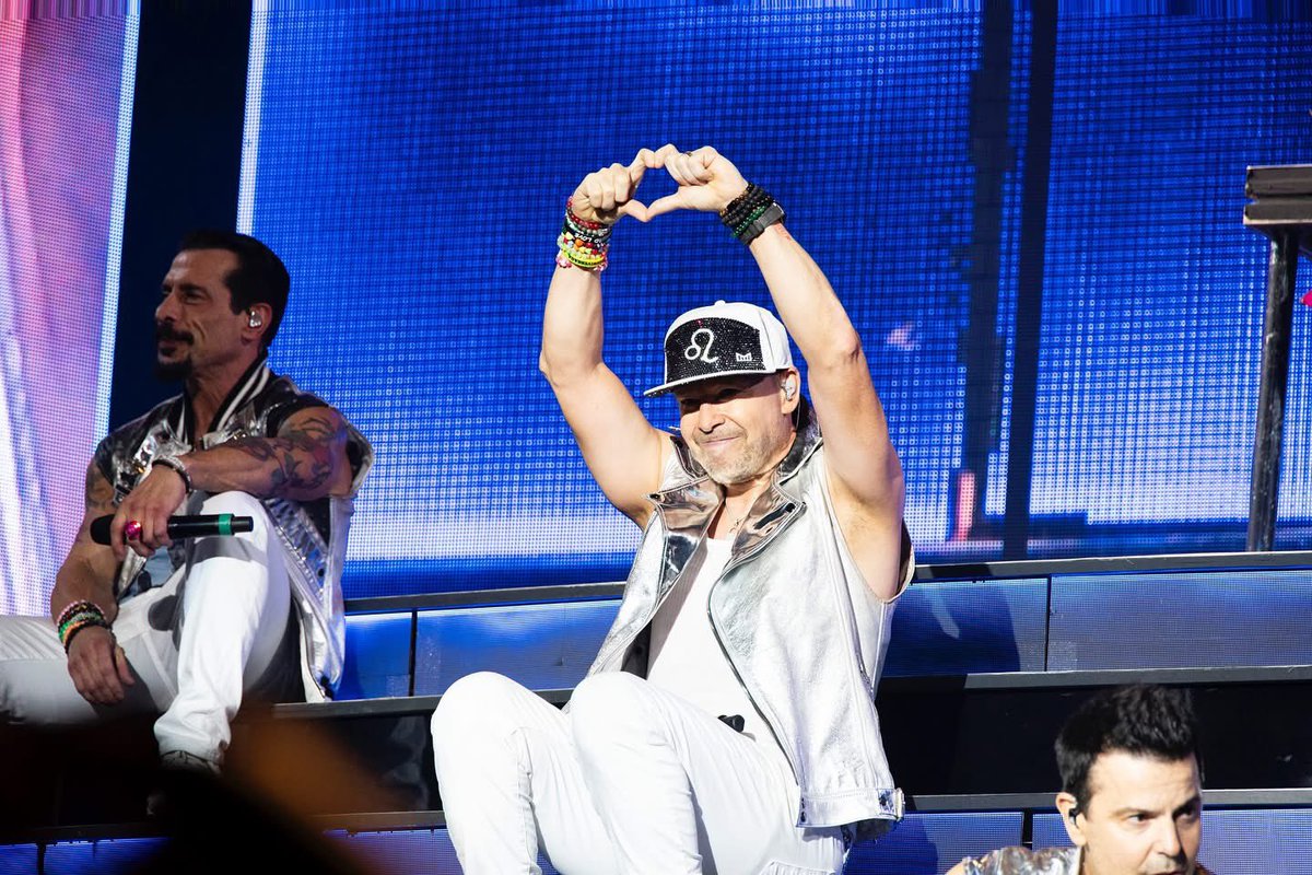 Elisa Gomez (@elisa_g_gomez) on Twitter photo #Twug <a href="/DonnieWahlberg/">Donnie Wahlberg</a> <a href="/JennyMcCarthy/">Jenny McC-Wahlberg</a> <a href="/BrendaMoen1/">BRENDA LEE MOEN ❤JORDAN/DONNIE GIRL 4 EVER ❤🧡</a> <a href="/CNoelBHminion78/">Noel🤖❤( Donnie Girl)</a> <a href="/Bhselflove17/">Mary fares (donnie girl love eternal)</a> <a href="/JaimeDonnieGirl/">Jaime NKOTB fan</a> <a href="/jennyraej1979/">jennyrae🤖❤️ The BHWarrior Wahlberg Girl</a> <a href="/JordanxNKOTB/">Jordan Sebastian</a> <a href="/TCassoutt83283/">Tammie Cassoutt Jordan girl❤</a> <a href="/Sahshawood_bh4/">Sahsha *Sha Danny girl</a> <a href="/MicheleLinnToms/">Michele Toms</a> <a href="/Ruth_A_Day/">Ruth 💜⟭⟬E ARE B⟬⟭CK💜</a> <a href="/Renee_Houston06/">Renee DDubArmy Houston⁷🤖❤️🙏</a> <a href="/Donniegirl151/">Colleen McWilliams</a> <a href="/CaraDav82528933/">Cara Davies</a> <a href="/jen_murphy1983/">Jennifer Morgan</a> <a href="/DDUBGIRL69/">Traci Proud Donnie Girl BH4Life</a> <a href="/DonnieMaggie/">DonnieMaggie</a> #Twug <a href="/DonnieWahlberg/">Donnie Wahlberg</a> <a href="/JennyMcCarthy/">Jenny McC-Wahlberg</a> <a href="/BrendaMoen1/">BRENDA LEE MOEN ❤JORDAN/DONNIE GIRL 4 EVER ❤🧡</a> <a href="/CNoelBHminion78/">Noel🤖❤( Donnie Girl)</a> <a href="/Bhselflove17/">Mary fares (donnie girl love eternal)</a> <a href="/JaimeDonnieGirl/">Jaime NKOTB fan</a> <a href="/jennyraej1979/">jennyrae🤖❤️ The BHWarrior Wahlberg Girl</a> <a href="/JordanxNKOTB/">Jordan Sebastian</a> <a href="/TCassoutt83283/">Tammie Cassoutt Jordan girl❤</a> <a href="/Sahshawood_bh4/">Sahsha *Sha Danny girl</a> <a href="/MicheleLinnToms/">Michele Toms</a> <a href="/Ruth_A_Day/">Ruth 💜⟭⟬E ARE B⟬⟭CK💜</a> <a href="/Renee_Houston06/">Renee DDubArmy Houston⁷🤖❤️🙏</a> <a href="/Donniegirl151/">Colleen McWilliams</a> <a href="/CaraDav82528933/">Cara Davies</a> <a href="/jen_murphy1983/">Jennifer Morgan</a> <a href="/DDUBGIRL69/">Traci Proud Donnie Girl BH4Life</a> <a href="/DonnieMaggie/">DonnieMaggie</a>