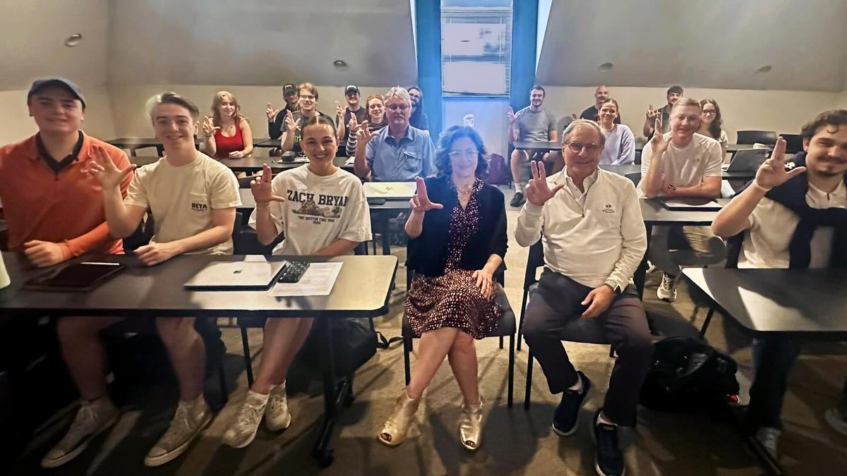 UofL Political Science (@uofldops) on Twitter photo Thank you to former Rep. <a href="/JohnYarmuth/">John Yarmuth 🥃</a> for serving as Co-Professor with Dr. Jasmine Farrier for this spring’s POLS 317: American Congress. He provided our students with an inside perspective on Congress and a unique experience unlike any other in the country. See you next spring! Thank you to former Rep. <a href="/JohnYarmuth/">John Yarmuth 🥃</a> for serving as Co-Professor with Dr. Jasmine Farrier for this spring’s POLS 317: American Congress. He provided our students with an inside perspective on Congress and a unique experience unlike any other in the country. See you next spring!