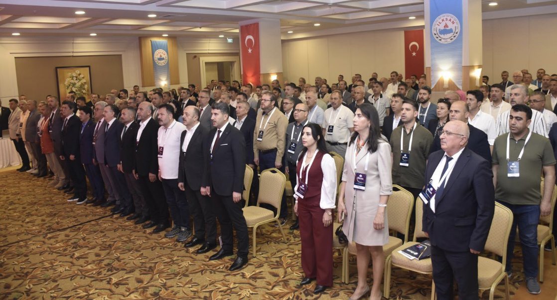 📍Antalya

İlksan 9. Dönem 4. Temsilciler Kuruluna katıldık.

Önerilerimizi, eleştirilerimizi, tekliflerimizi ifade ettik…

İlksan’ın daha şeffaf, daha katılımcı ve üyelerinin menfaatlerini önceleyen bir yapıya kavuşması için görüşlerimizi dile getirdik.

Emeği, hakkı ve