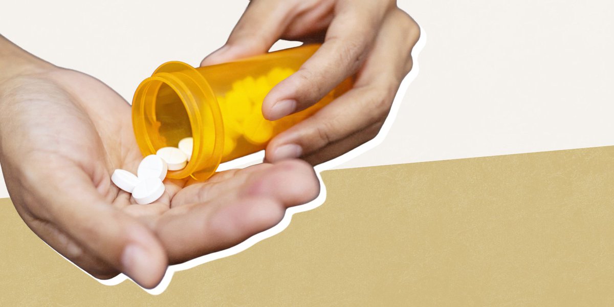 TomFlaigMD's tweet image. A study from @ColoradoSPH reveals that nearly 1 in 5 U.S. adults used multiple drugs in the past year, indicating that substance use is both common and nuanced. The research underscores the need for more personalized drug prevention & treatment programs.
news.cuanschutz.edu/news-stories/s…