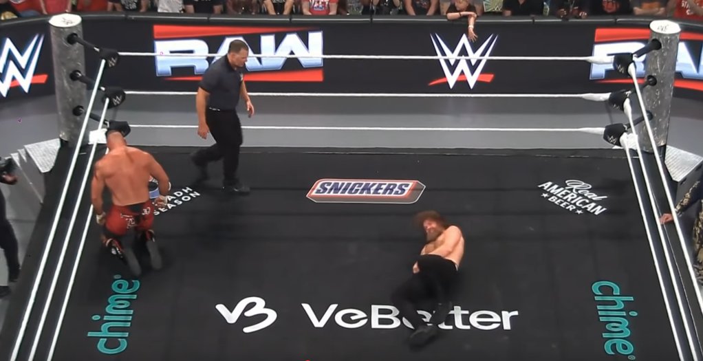 In case anyone missed it last night (or don't watch pro-wrestling/follow up on sponsorships)

<a href="/vechainofficial/">VeChain</a>  middle of the ring on $13 Billion companies <a href="/WWE/">WWE</a>  flagship weekly program in front of 2.3 million viewers on <a href="/netflix/">Netflix</a>