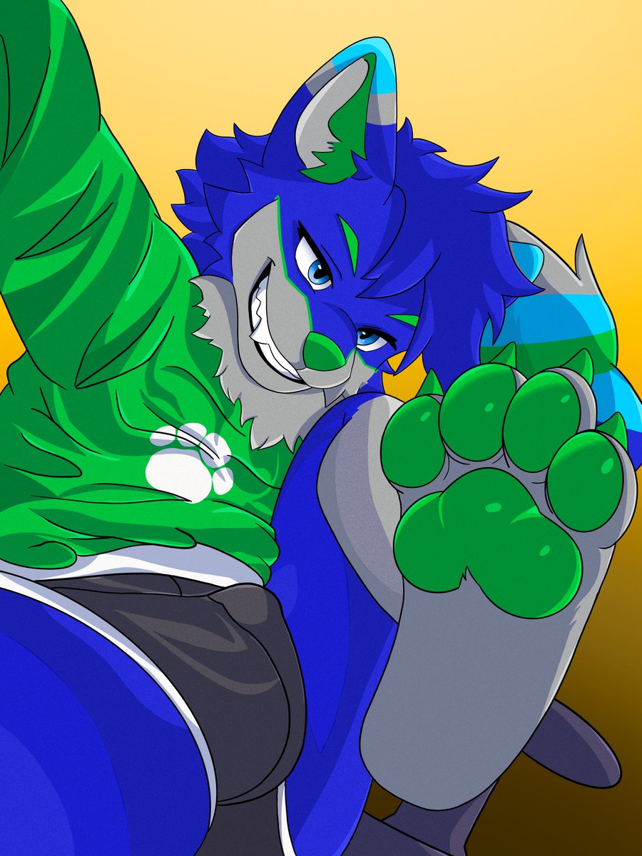 Gonna get squimshed NERD!  😝😜😈

🎨 <a href="/wolfebutt35/">Wolfe (Comms open)</a>