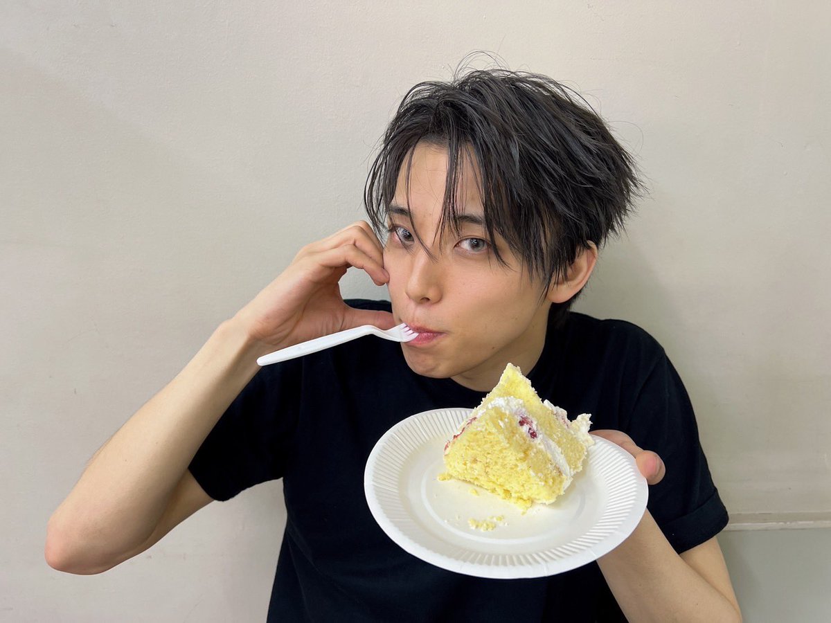 『LIVE TOUR 2025 ||:ONE N' ONLY:||』

愛知公演DAY2、ありがとうございましたっす。

今日であいつら7歳っす。
SWAGさんのおかげっす。

まじ、My Loveっす。

あと、あいつらだけじゃなくて
SWAGさんも、
みんな唯一無二っすから。

明日からもよろしくっす。