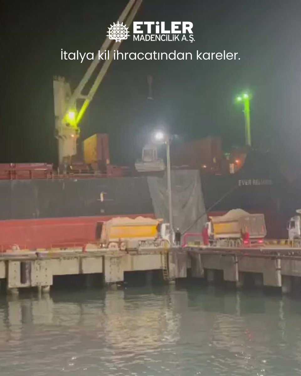 İtalya kil ihracatından kareler.

#etilermadencilik #madencilik #ihracat #sevkiyat #sevkiyatlaradevam #kil #kilüretimi #laboratuvar #kumocağı #madenocağı