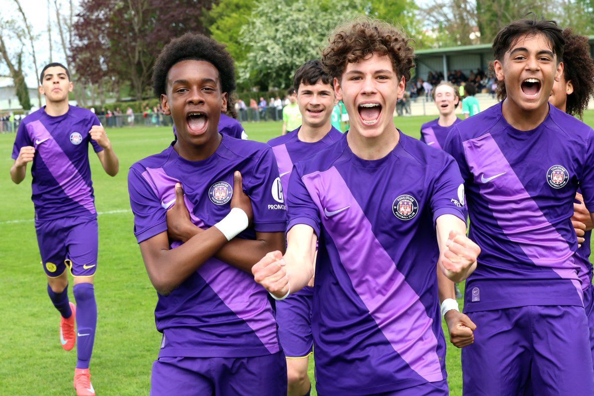 Toulouse FC (@toulousefc) on Twitter photo Durant les vacances, nos Pitchouns ont participé à la 30ème édition du très compétitif et international <a href="/TSFSENS/">TOURNOI SANS FRONTIERE</a> ⚽
Coup d'oeil 👀 sur la performance réalisée par nos U14 dans l'Yonne ⤵️
toulousefc.com/play/blog/2025…
📷 Gilles Venet Durant les vacances, nos Pitchouns ont participé à la 30ème édition du très compétitif et international <a href="/TSFSENS/">TOURNOI SANS FRONTIERE</a> ⚽
Coup d'oeil 👀 sur la performance réalisée par nos U14 dans l'Yonne ⤵️
toulousefc.com/play/blog/2025…
📷 Gilles Venet