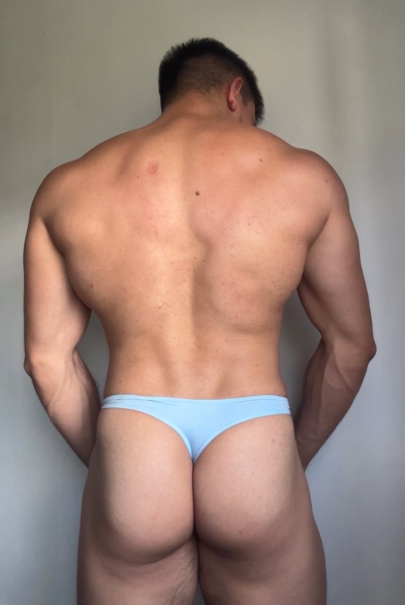 rafael6omez's tweet photo. Front or back? https://t.co/zJJO8GNvs1