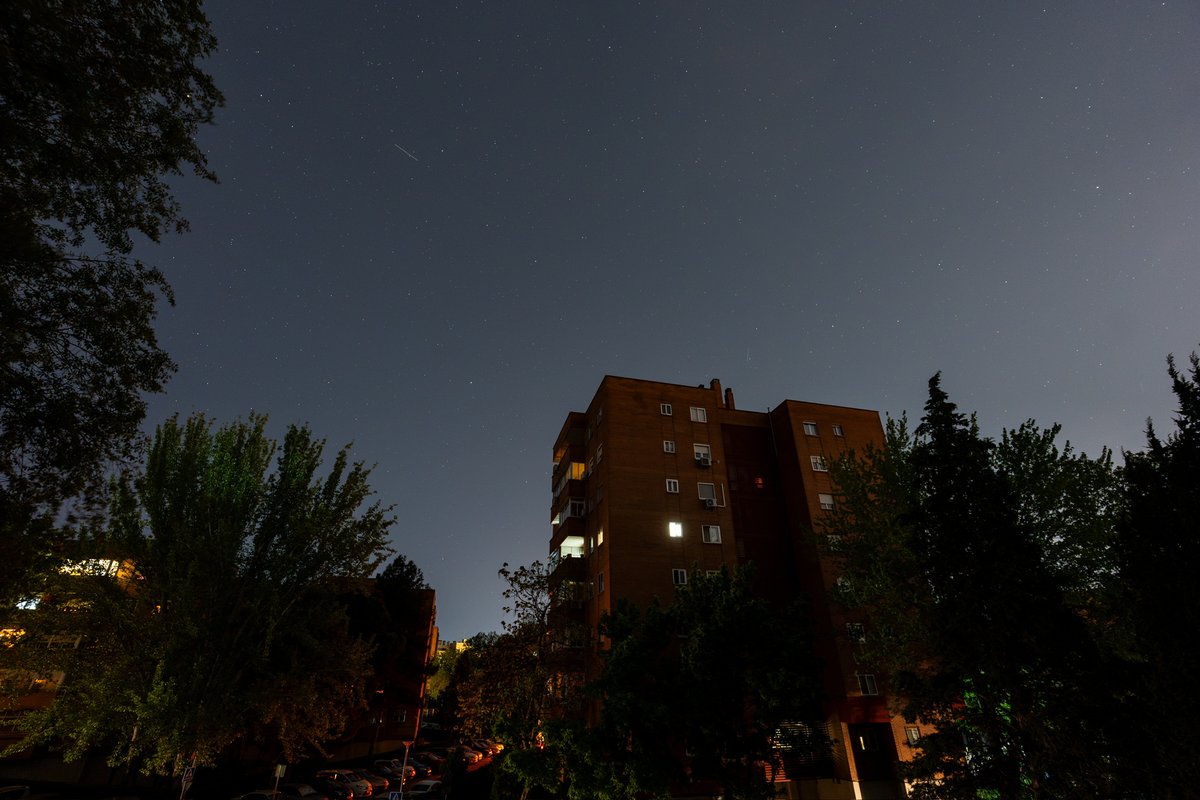 Did you look up yesterday night? For a brief moment, I could see the stars from my window! 

This was shot at 23:00, just 2 min before the lights came back in my neighbourhood
#apagon #apagón #ApagonNacional