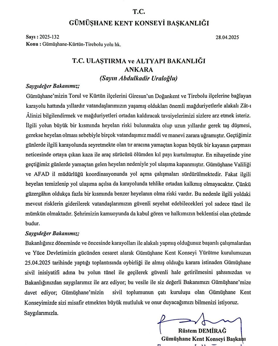 rustemdemirag's tweet photo. Gümüşhane Kent Konseyimizin yürütme kurulunun Torul-Kürtün-Tirebolu yolu hakkındaki tavsiye kararını @UABakanligi Bakanımız Sn. @a_uraloglu beyefendiye ilettik. Saygıdeğer bakanımızın kentimizin bu çok önemli sorunu ile yakından ilgileneceğine şüphemiz yoktur. https://t.co/8HhgOYu1xr