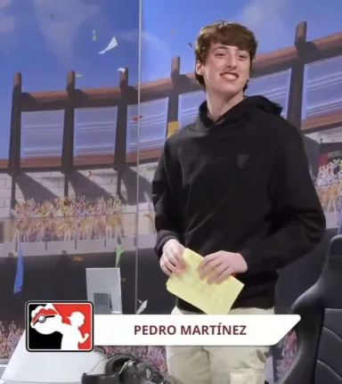 Tras uno de los mejores fines de semana de mi vida (y tras el apagón xd), conseguí un Top 16 en mi primer torneo presencial. Una experiencia brutal que quiero compartiros 🧵👇 (voy avisando de q esto es chapa eh)