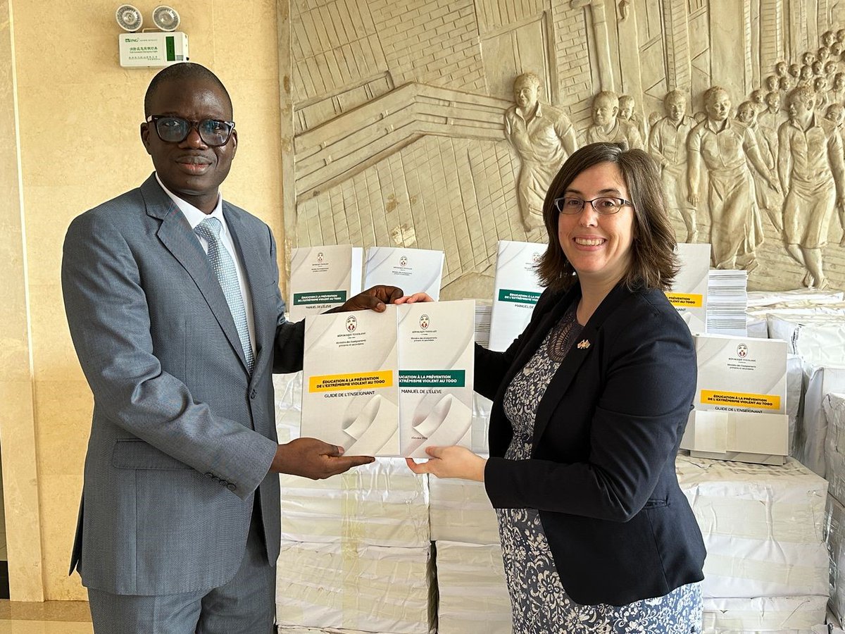 U.S. Embassy Togo tweet media