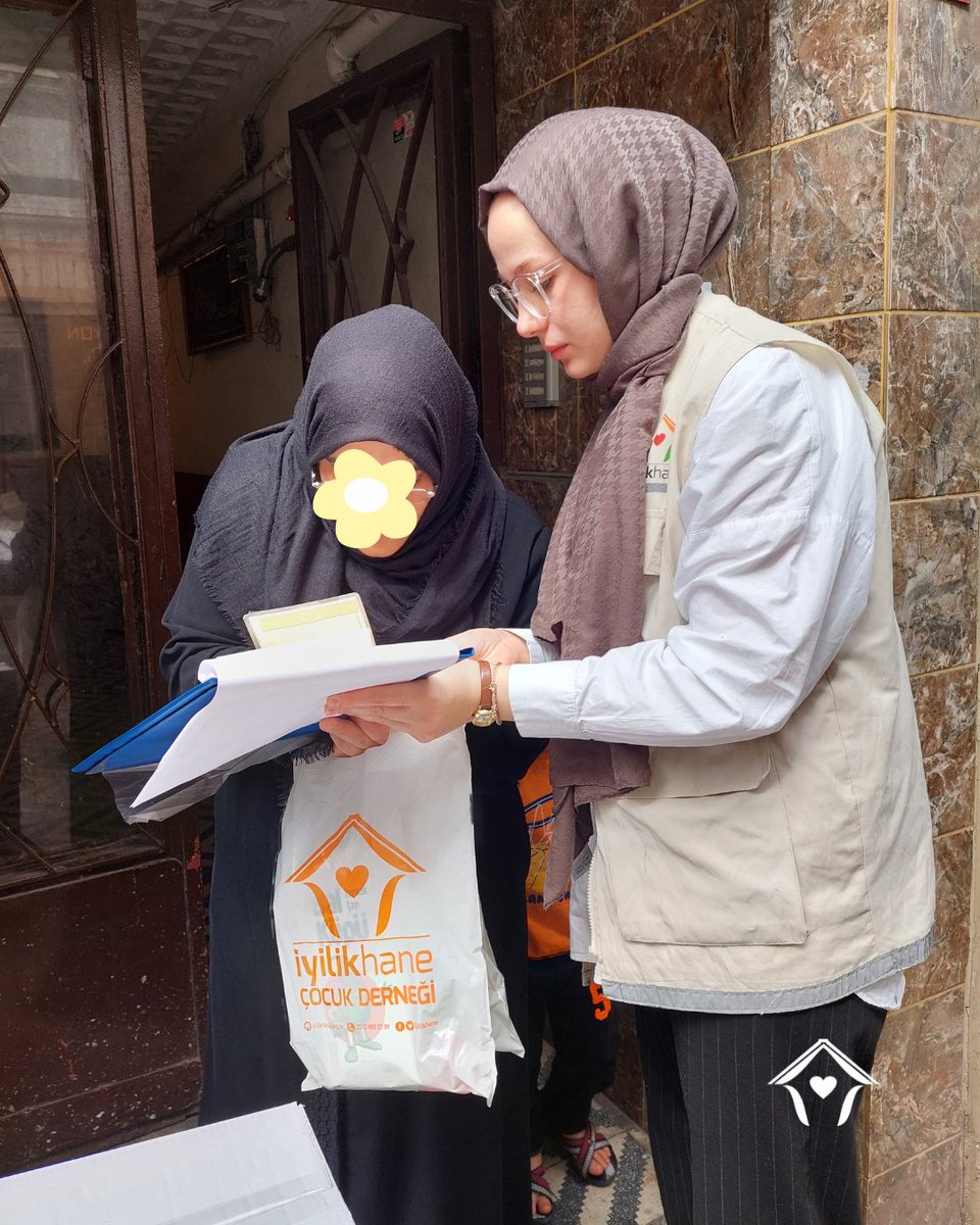 İhtiyaç sahibi hanelerde büyüyen çocuklar, maddi yetersizlikler sebebiyle temel besin kaynağına ulaşamıyor.
Tespit ettiğimiz hanelere alışveriş kartı ulaştırıyor, çocukların sağlıklı beslenmeleri için çalışıyoruz.
🌐İnternet sitemiz üzerinden bağış yapabilirsiniz.