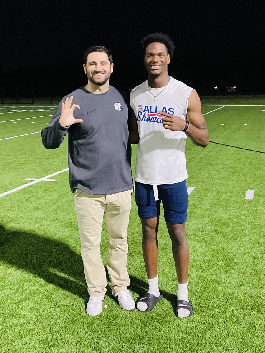 Thank you <a href="/Josh_Bringuel/">Josh Bringuel</a> for coming to practice last night! <a href="/ArizonaFBall/">Arizona Football</a>