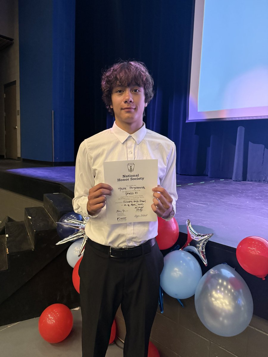 CrismonHoops's tweet photo. Congrats to Masen Chrzanowski on being selected to Crismon HS NHS and being selected  NHS secretary. With a 3.8 weighted GPA along with being a volunteer at basketball camps, he is a great representative of the program and the community. Thank you Masen! https://t.co/J03bhSDoGm
