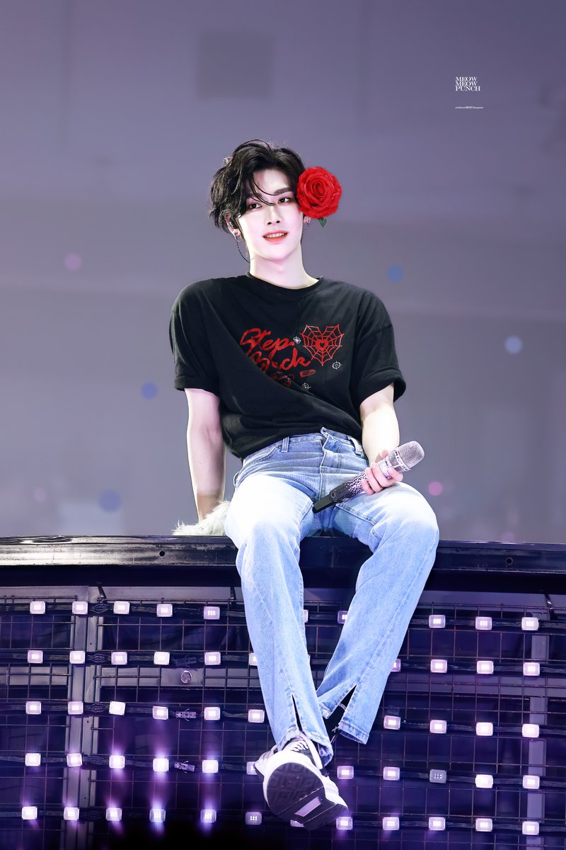 MEOWPUNCH0520's tweet image. 250418 𝐇𝐐 

#𝓡𝓲𝓬𝓴𝔂 #리키 #沈泉锐 #リッキー 
#ZEROBASEONE #ZB1 #제로베이스원