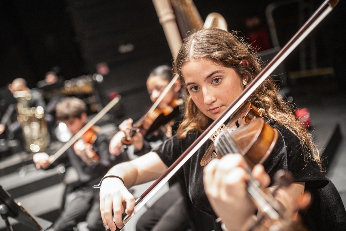 Baditugu 2025 entzunaldietako emaitzak!!! Esker mila guztiei zuen parte-hartzeagatik, izugarria izan da!
Gure webguneko KAIXO atalean daude ikusgai.
Ongietorri!

egofundazioa.eus/eu#kaixo