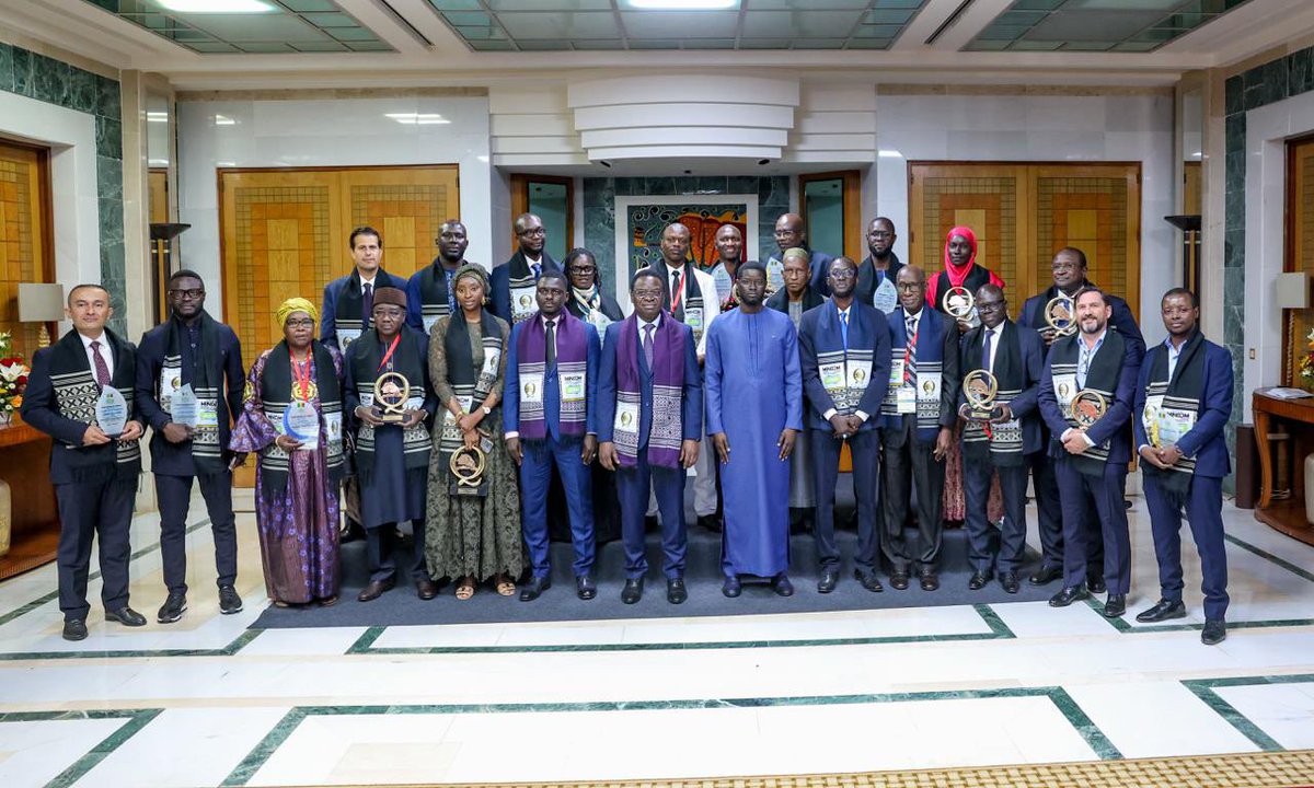 À l’occasion de la remise des Prix Oscar national de la Qualité, j'ai rappelé que la souveraineté économique repose sur l’excellence, la compétitivité et l’industrialisation.

La culture de la qualité doit irriguer toutes nos entreprises, nos administrations et nos politiques