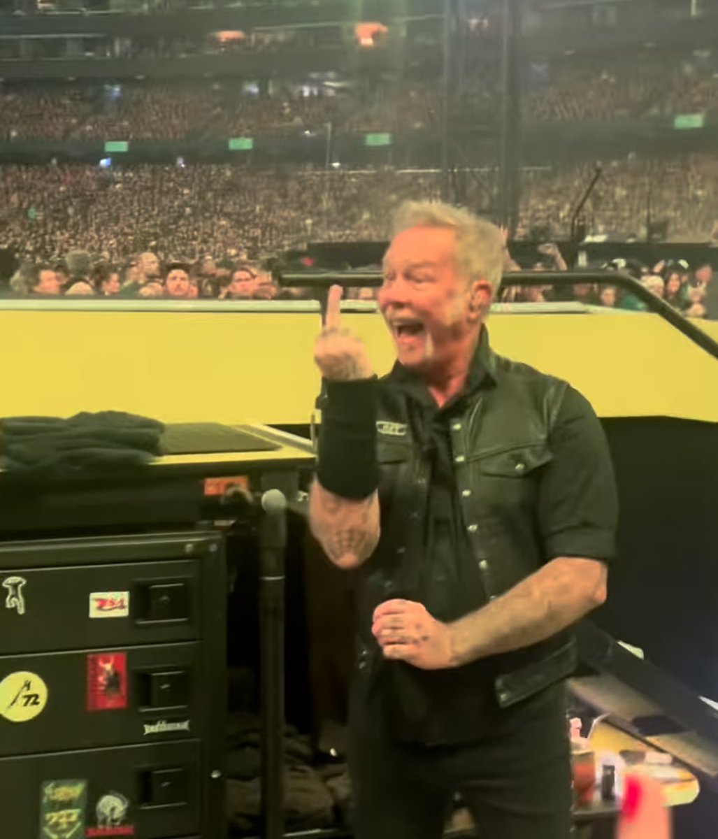 soph (certified jameshugger) tweet media