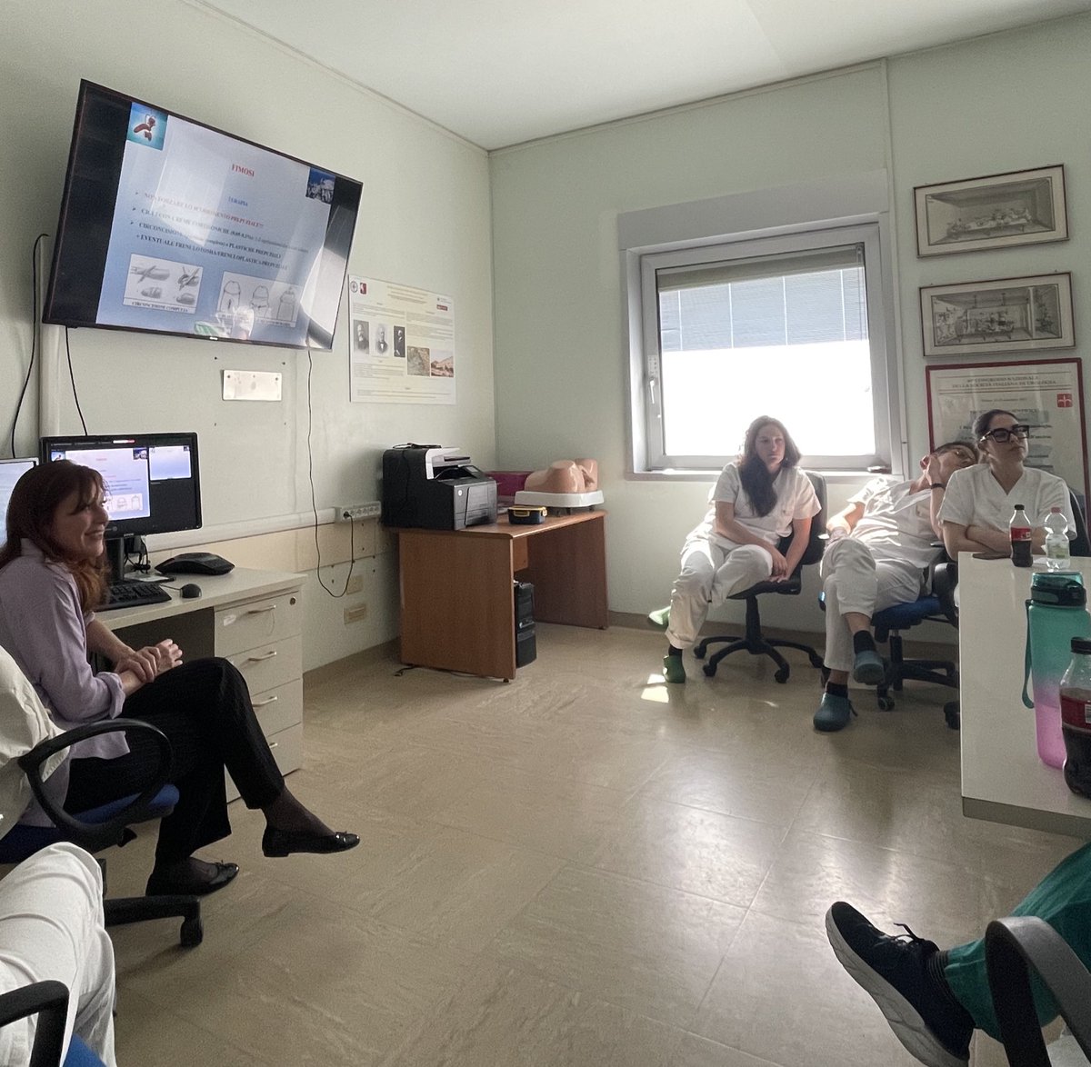 Dept. of Urology | University of Trieste (@urologiatrieste) on Twitter photo Lezione speciale con la Dott.ssa Maria Grazia Scarpa (<a href="/BurloGarofolo/">IRCCS Burlo Garofolo</a>): focus su urologia pediatrica, tra elezione e urgenza. Uno sguardo prezioso sulle peculiarità chirurgiche dell’età evolutiva!
<a href="/gioliguori33/">Giovanni Liguori</a> <a href="/UniTrieste/">UniversitĂ di Trieste</a> <a href="/AsugiFVG/">@asugiFVG</a>
#Urologia #Pediatria #FormazioneSpecialistica Lezione speciale con la Dott.ssa Maria Grazia Scarpa (<a href="/BurloGarofolo/">IRCCS Burlo Garofolo</a>): focus su urologia pediatrica, tra elezione e urgenza. Uno sguardo prezioso sulle peculiarità chirurgiche dell’età evolutiva!
<a href="/gioliguori33/">Giovanni Liguori</a> <a href="/UniTrieste/">UniversitĂ di Trieste</a> <a href="/AsugiFVG/">@asugiFVG</a>
#Urologia #Pediatria #FormazioneSpecialistica