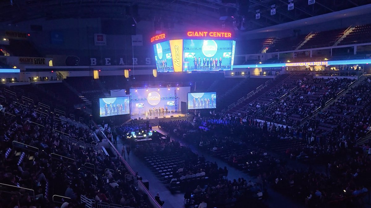 thinkcybis's tweet image. Cybis teamed up once again with @pafbla to produce this year’s State Leadership Conference. Over 3,000 members filled the Giant Center to prove that the Future Business Leaders of America are #BuildingBridgesToSuccess!

#thinkcybis #PAFBLA #liveevents #eventprofs