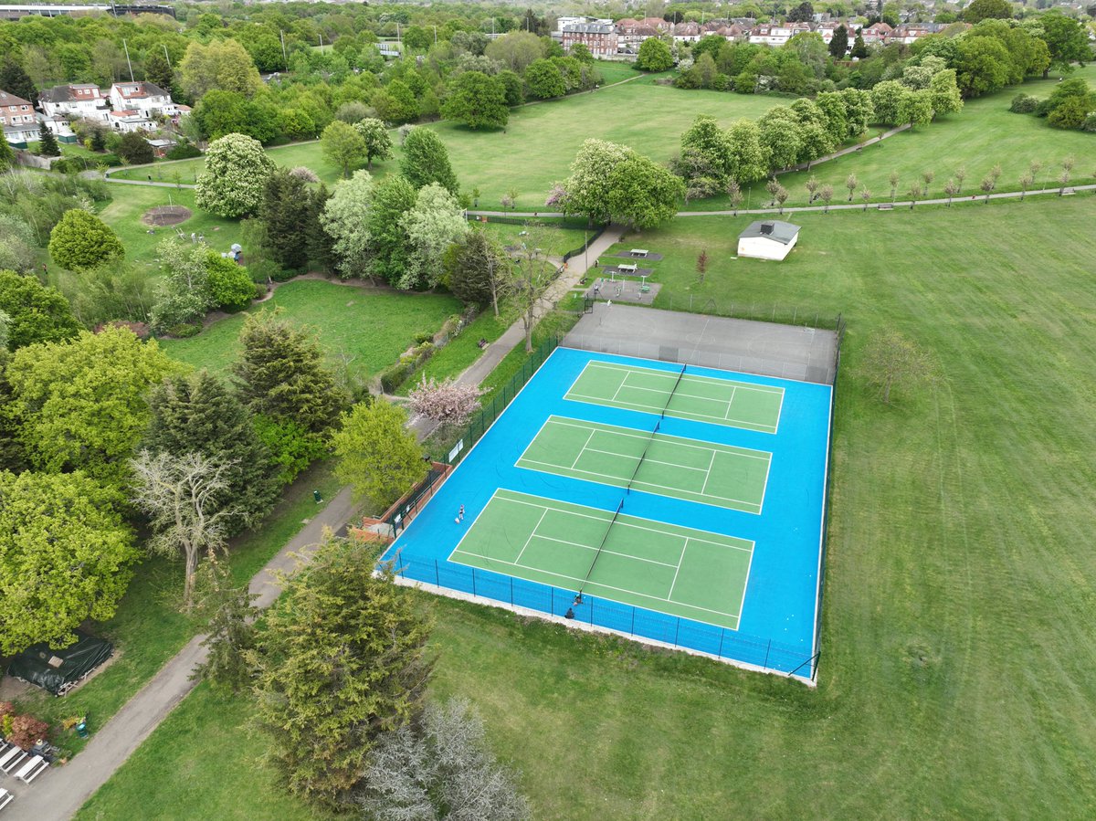 Barnet Council tweet media