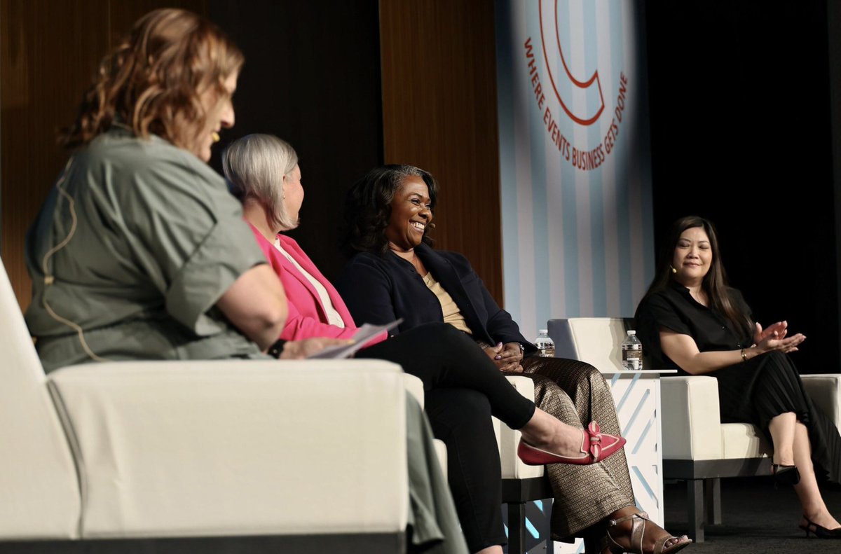 connectmeetings's tweet image. When brilliance meets bold voices, the industry shifts 🎤
🔥 Major thanks to Meeting of the Mikes, our Run the Room women’s panel, & the legend @WillGuidara himself.
Between the laughs, deeply relatable moments, and the knowledge bombs dropped — no one left the room the same.