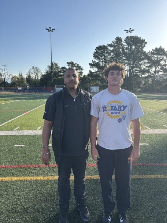 Thank you to <a href="/Coach_Johnson76/">Logan Johnson</a> for coming down to Soquel! Had a great meeting and a great workout! <a href="/HarvardFootball/">Harvard Football</a> <a href="/CoachJacobsD/">Drew Jacobs</a>