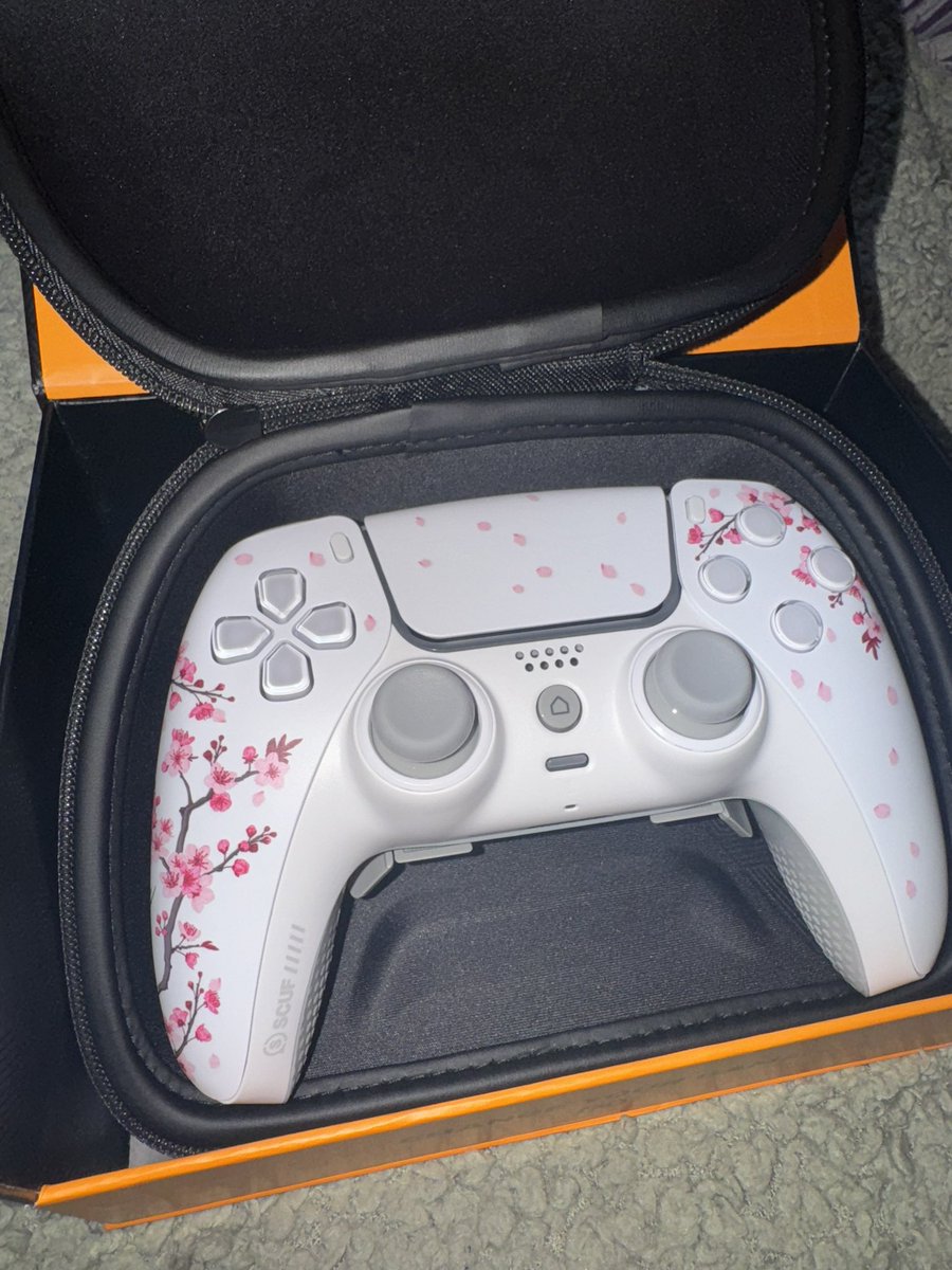 Jvlian (@jvliancodd) on Twitter photo Just wanted to say a huge thankyou to <a href="/EUProScene/">EuProScene</a> for running such an amazing giveaway, make sure you check out their website for any boosting services or call of duty tournaments! This scuf controller is beautiful <a href="/ScufGaming/">SCUF</a> <a href="/GSNeverMind/">Matt "NeverMind"</a> Just wanted to say a huge thankyou to <a href="/EUProScene/">EuProScene</a> for running such an amazing giveaway, make sure you check out their website for any boosting services or call of duty tournaments! This scuf controller is beautiful <a href="/ScufGaming/">SCUF</a> <a href="/GSNeverMind/">Matt "NeverMind"</a>