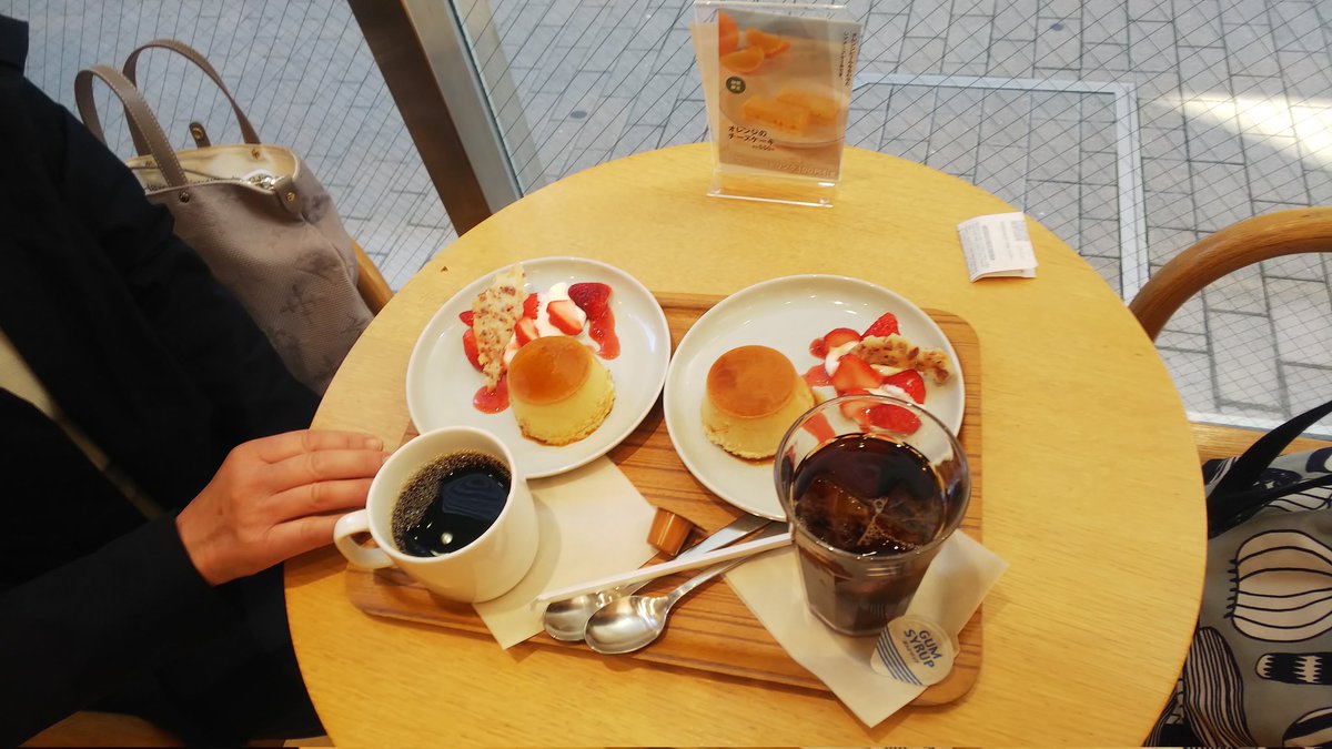 8tfZ0IdWkPxh430's tweet photo. #randezvous
短大の友達と、久しぶりに会った!
何年経ってもちゃん付けで呼んじゃう( ´∀`) https://t.co/89twAE8Iss