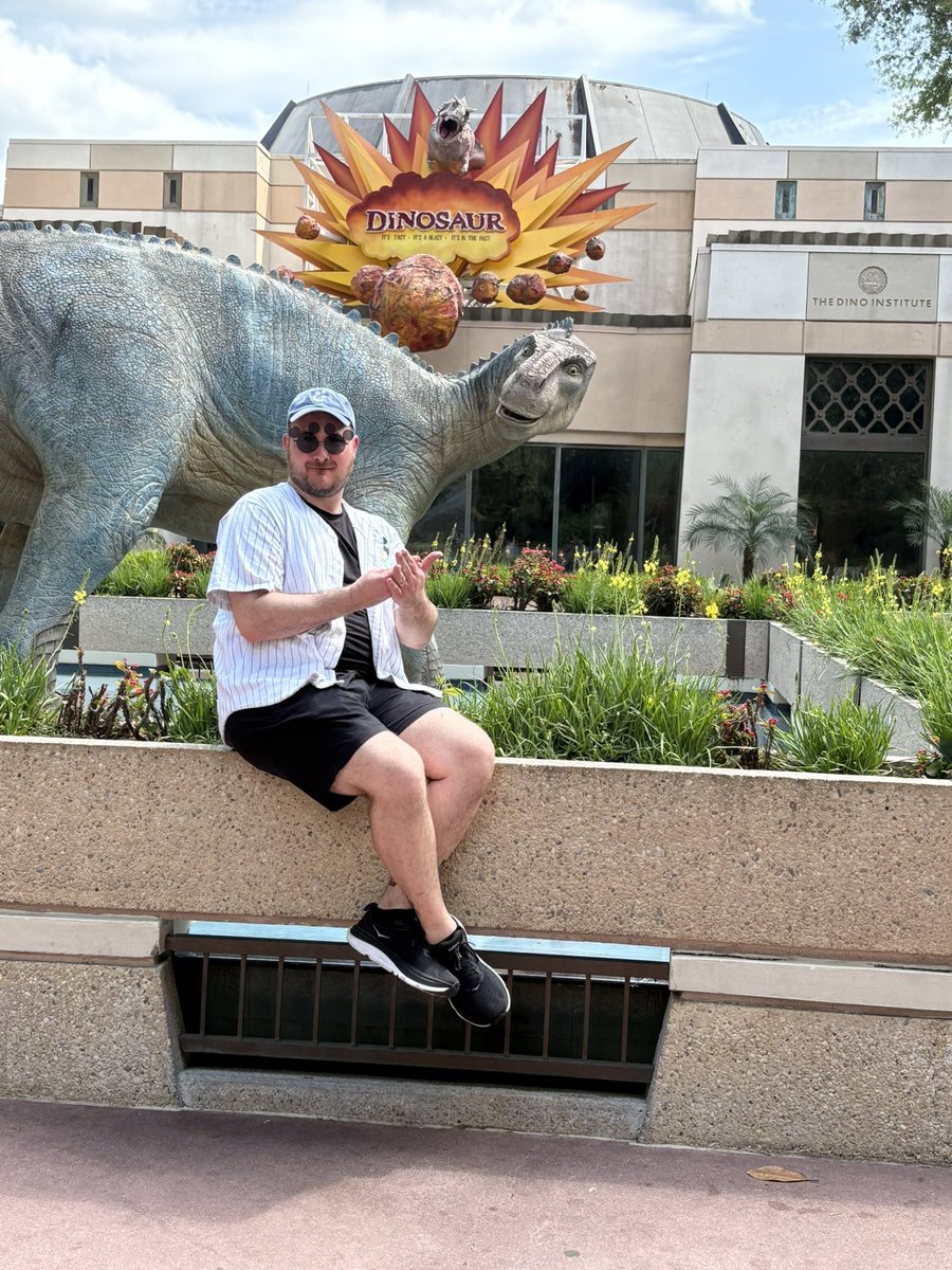 BMemento34's tweet photo. Happy Birthday @EmptyBrainNoise I love you so much, you bring the joy to every day and it’s always an adventure with you! https://t.co/rayVwWIXoP