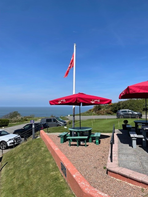 IlfracombeGolf's tweet image. Golf ⛳ + sea views 🌊 + a cold drink 🍻 = the perfect day.

At Ilfracombe Golf Club, you can chill with a view before or after your round.

Visitors welcome – come see it for yourself!

#IlfracombeGolfClub #GolfLife #DevonViews #TeeAndChill #SeeTheSeaFromEveryTee
