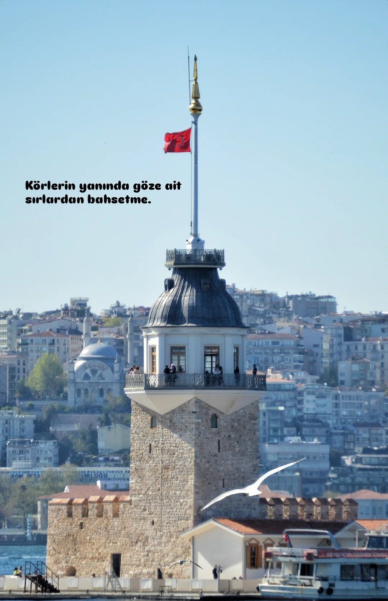 Körlerin yanında göze ait sırlardan bahsetme. 

İnstagram: @1fotografci___