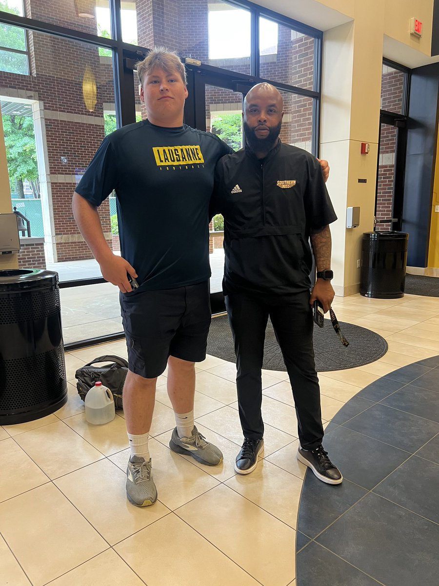 JB Hoehn (@jbhoehn74) on Twitter photo I am blessed to receive my first offer from Southern Miss. <a href="/Dbowman85/">Dominique Bowman</a> <a href="/SouthernMissFB/">Southern Miss Football</a> <a href="/LausanneFB/">Lausanne Football</a> I am blessed to receive my first offer from Southern Miss. <a href="/Dbowman85/">Dominique Bowman</a> <a href="/SouthernMissFB/">Southern Miss Football</a> <a href="/LausanneFB/">Lausanne Football</a>