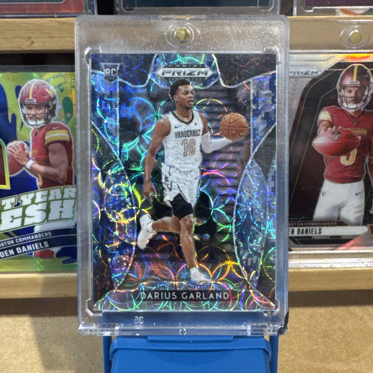 MikeAndJoeSportsCards tweet media