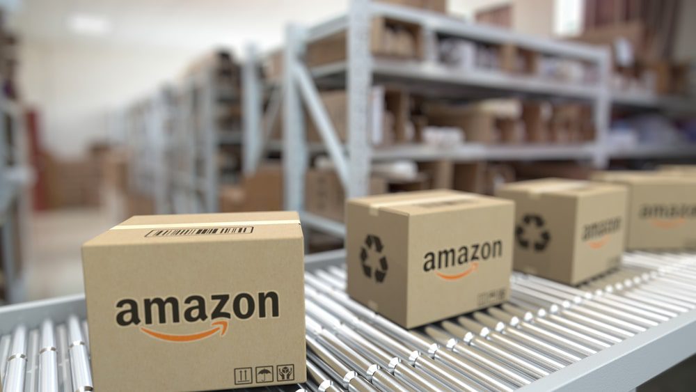 ⚫️"Amazon smentisce: nessuna intenzione di elencare le spese per importazioni sul sito principale"