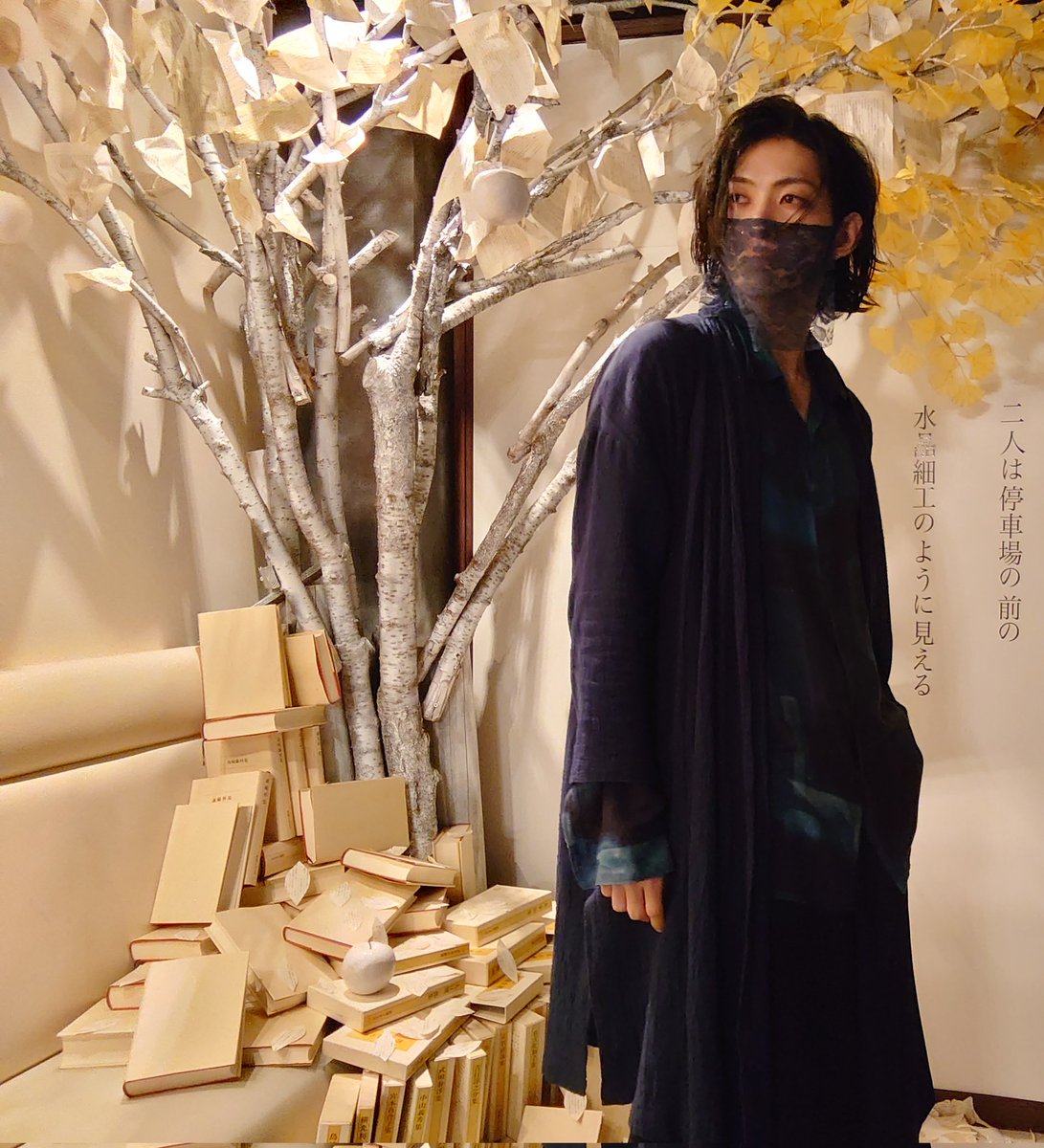 yukikan_no's tweet image. #Lostinthepages
作家も
大好きなんよ

髪の変遷がおもろい…

こんなにも数々の素敵な作品
イマーシブシアターに出させていただけている幸せ者

感謝

つまりは何が言いたいかって
#DAZZLE
は
いいぞ…！！！