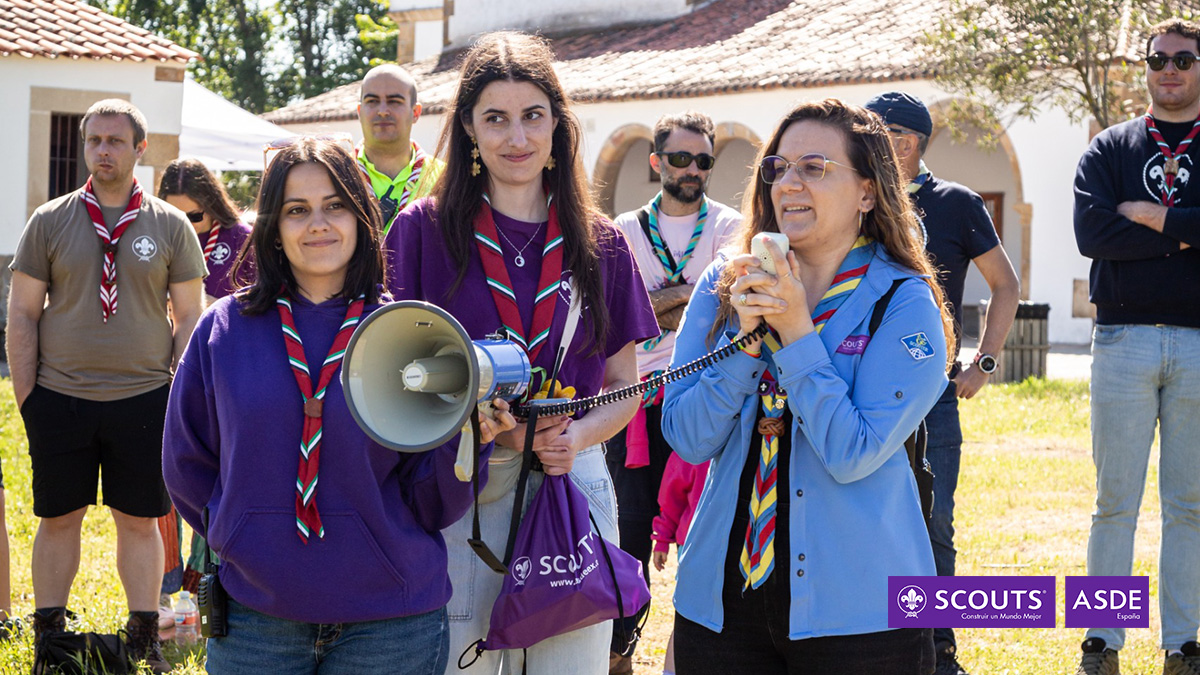 ⚜️Este fin de semana hemos vuelto a acompañar a nuestras OOFF en sus actividades. La comisionada Internacional, Sofía Galán, asistió a la inauguración de la nueva sede de <a href="/scouts_edm/">ASDE - Exploradores de Madrid</a>. Por su parte, la coordinadora de Participación, Silvia Fernández, acudió al San Jorge de <a href="/ASDEEx/">Scouts Extremadura</a>