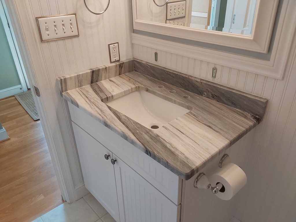 Spectrum_Stone's tweet photo. This white and grey natural stone isn’t just part of the bathroom— it is the moment. Pure elegance from every angle. 🤍✨
.
.
.
#spectrumstonedesigns #spectrumstone #granite #marble #quartz #naturalstone https://t.co/coGFA8OPGn