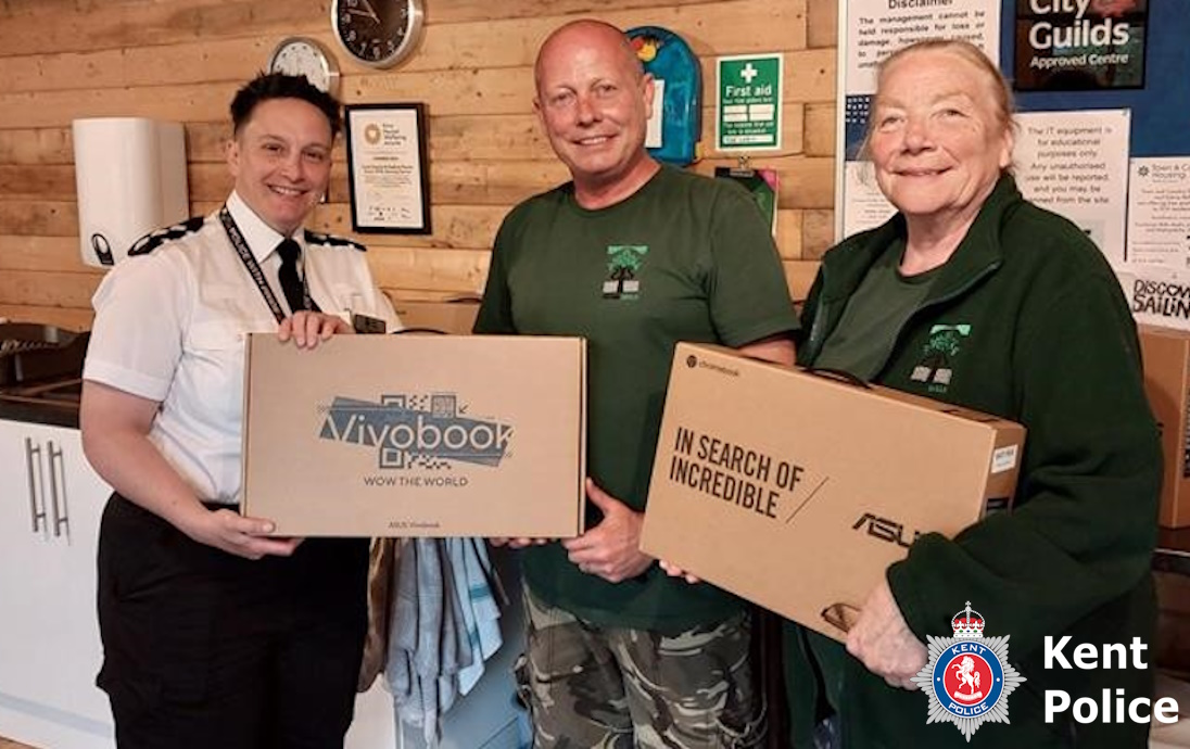 kent_police's tweet photo. Young people in #Dover who take part in a programme which supports them to find employment and training opportunities are to benefit from new IT equipment donated by Kent Police. 
Read more: https://t.co/KzDtFC1DU9 https://t.co/taGHk6kOAE