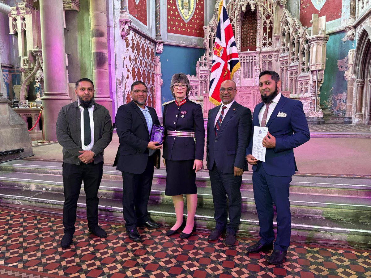 Honouring Our Volunteers!
The North West proudly leads the country in receiving the King’s Award for Voluntary Service — a testament to the dedication of our incredible volunteer organisations.
Presented by his majesty’s Lord lieutenant, vice Lord Lieutenant and high sheriff